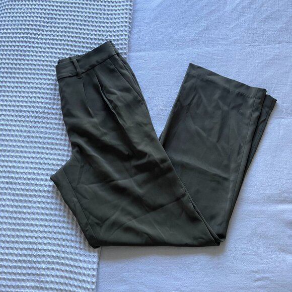 Quince Olive Pleated Stretch Crepe Wide Leg Pants, Size 8 - Picture 5 of 10